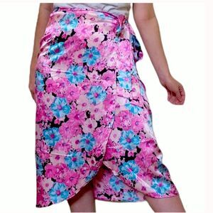 ✨HP✨WAYF Floral Wrap Satin Midi Skirt ✨